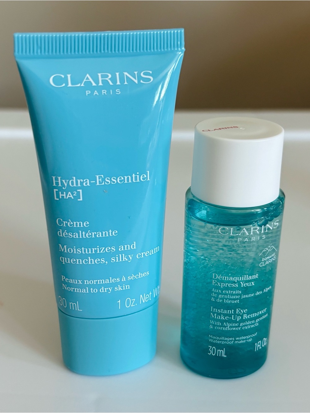 Clarins Hydra-Essentiel Moisturizer & Eye Makeup Remover in Turquoise
